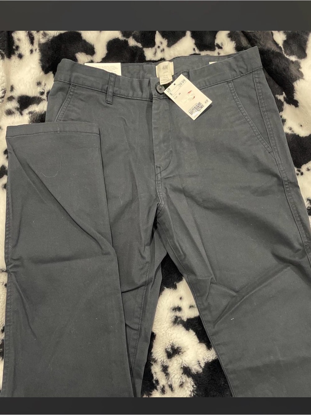 H&M Men's Straight Fit Chino Pants in navy blue